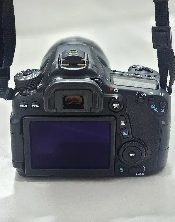 دوربین حرفه ای|دوربین عکاسی و فیلم‌برداری|شیراز, فرهنگ شهر|دیوار