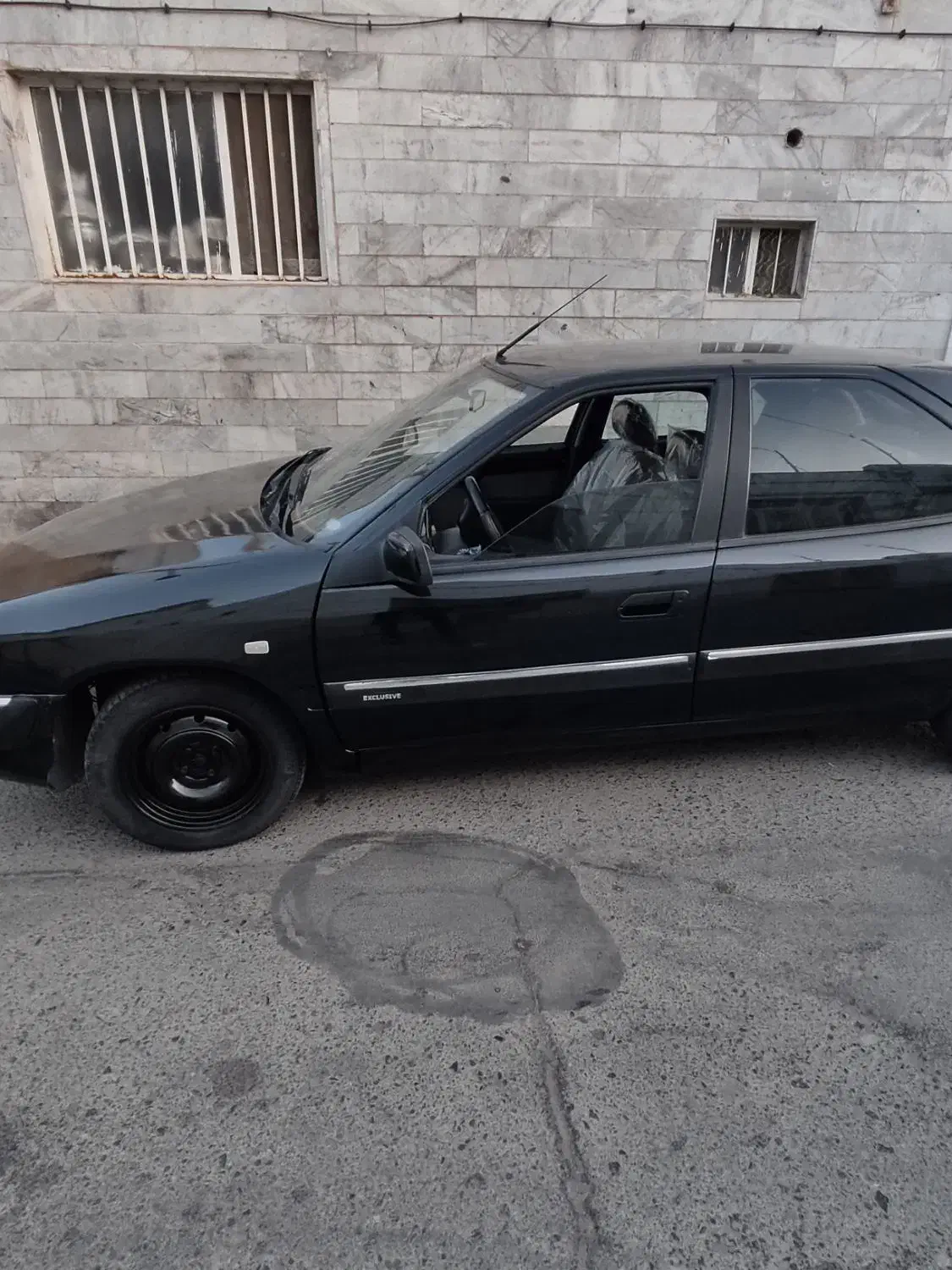 مشکی 2000 هزار|خودرو سواری و وانت|بیرجند, |دیوار