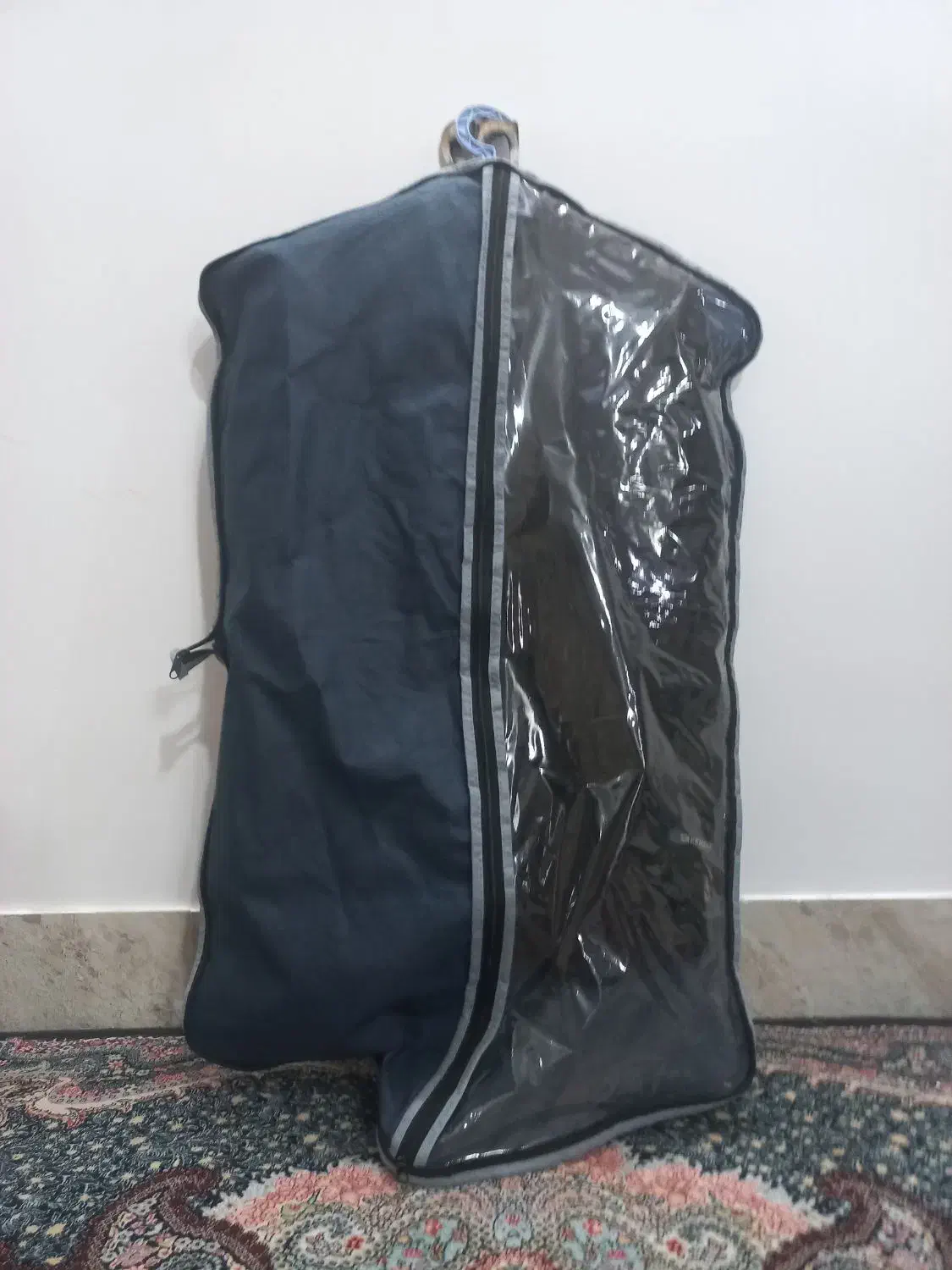 تعدادی کت وشلوار|لباس|شیراز, گویم|دیوار