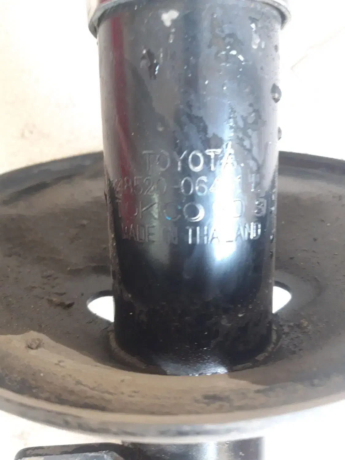 کمک فنر تویوتا کمری ۲۰۰۷|قطعات یدکی و لوازم جانبی|خوی, |دیوار