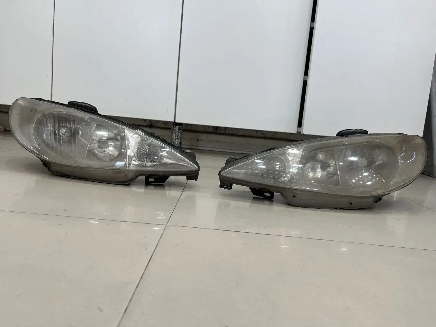 چراغ جلو ۲۰۶|قطعات یدکی و لوازم جانبی|محمودآباد, |دیوار