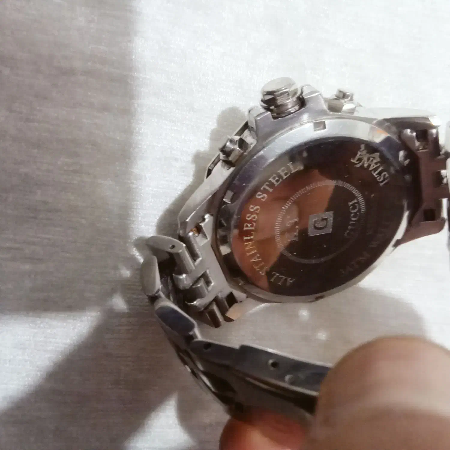 ساعت گوچیی|ساعت|ورامین, ورامین|دیوار