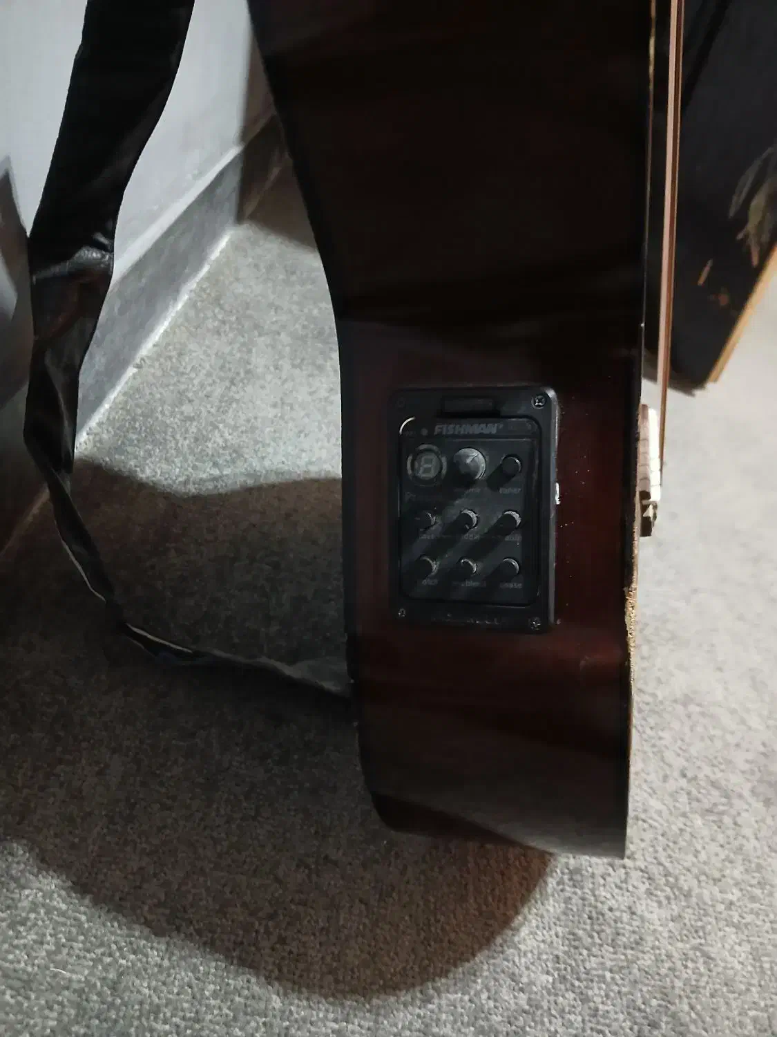 گیتار c40 پیکاپ دار|گیتار، بیس، امپلیفایر|بهبهان, |دیوار