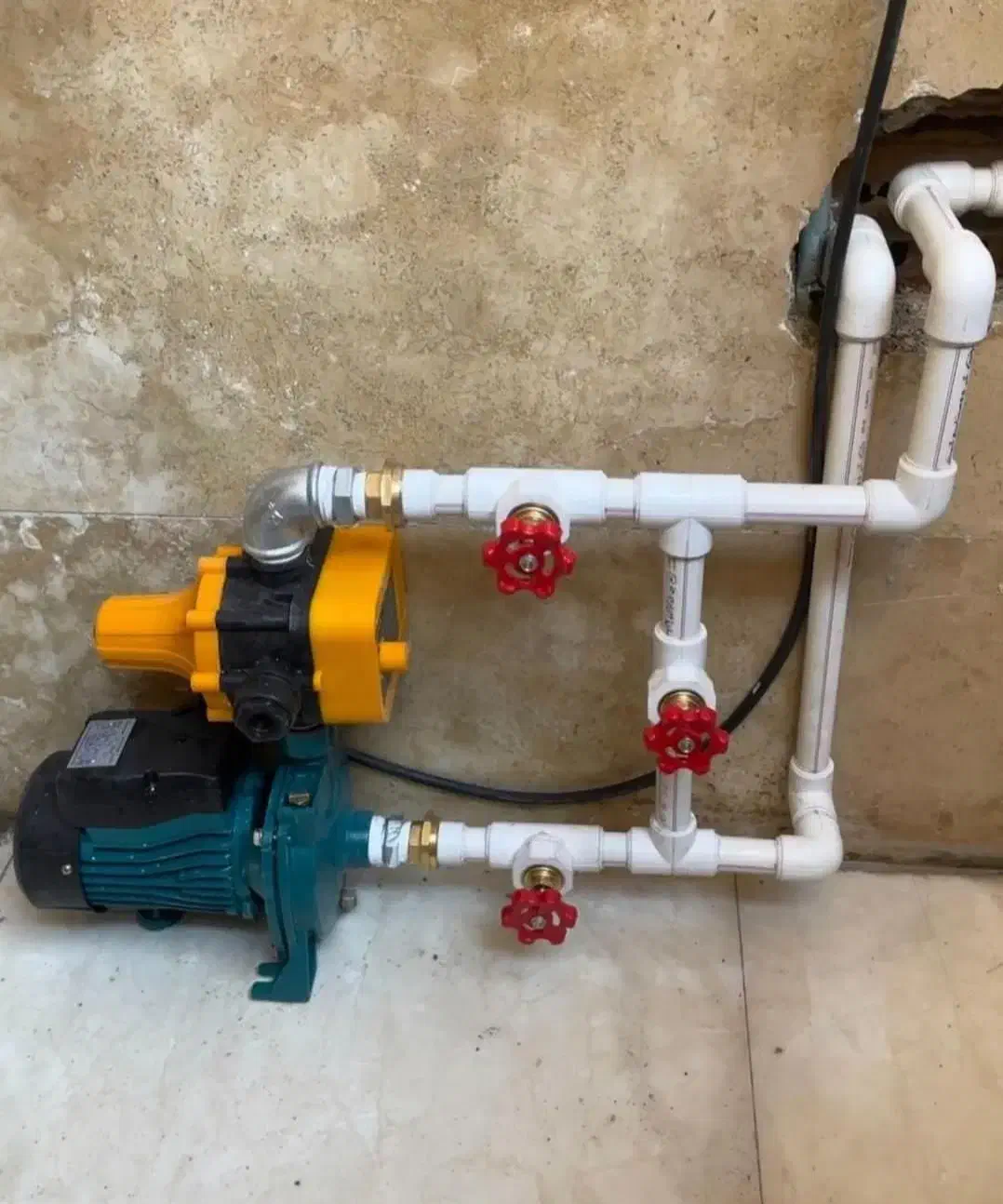 نصب پمپ آب و لوله کشی ساختمان|خدمات پیشه و مهارت|سمنان, |دیوار