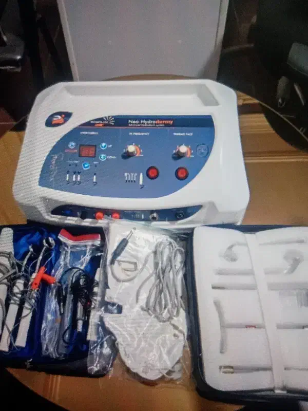 دستگاه گالوانیک فیشال|آرایشگاه و سالن‌های زیبایی|اوز, |دیوار