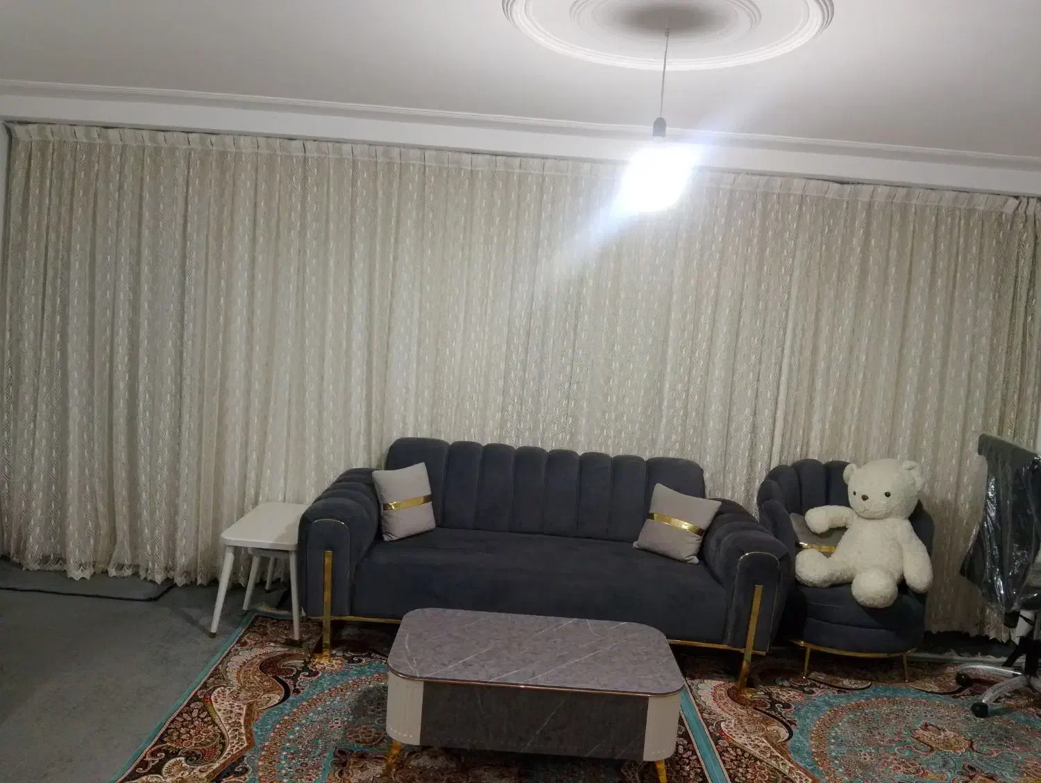 پرده|پرده، رانر، رومیزی|صائین قلعه, |دیوار