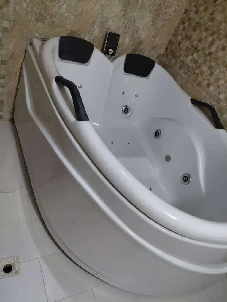 وان جکوزی|لوازم حمام|تربت‌حیدریه, منصوریه|دیوار