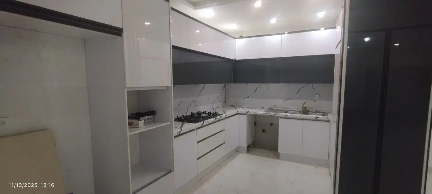 واحد ۱۱۰متری کلید نخورده/سند تک برگ|فروش آپارتمان|رضوانشهر, |دیوار