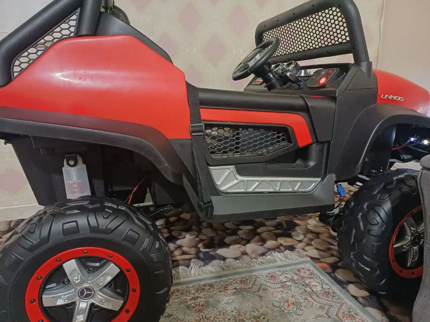 ماشین برقی نو یونیماگ چهارموتوره بزرگ و اورجینال|اسباببازی بچه|جم, |دیوار