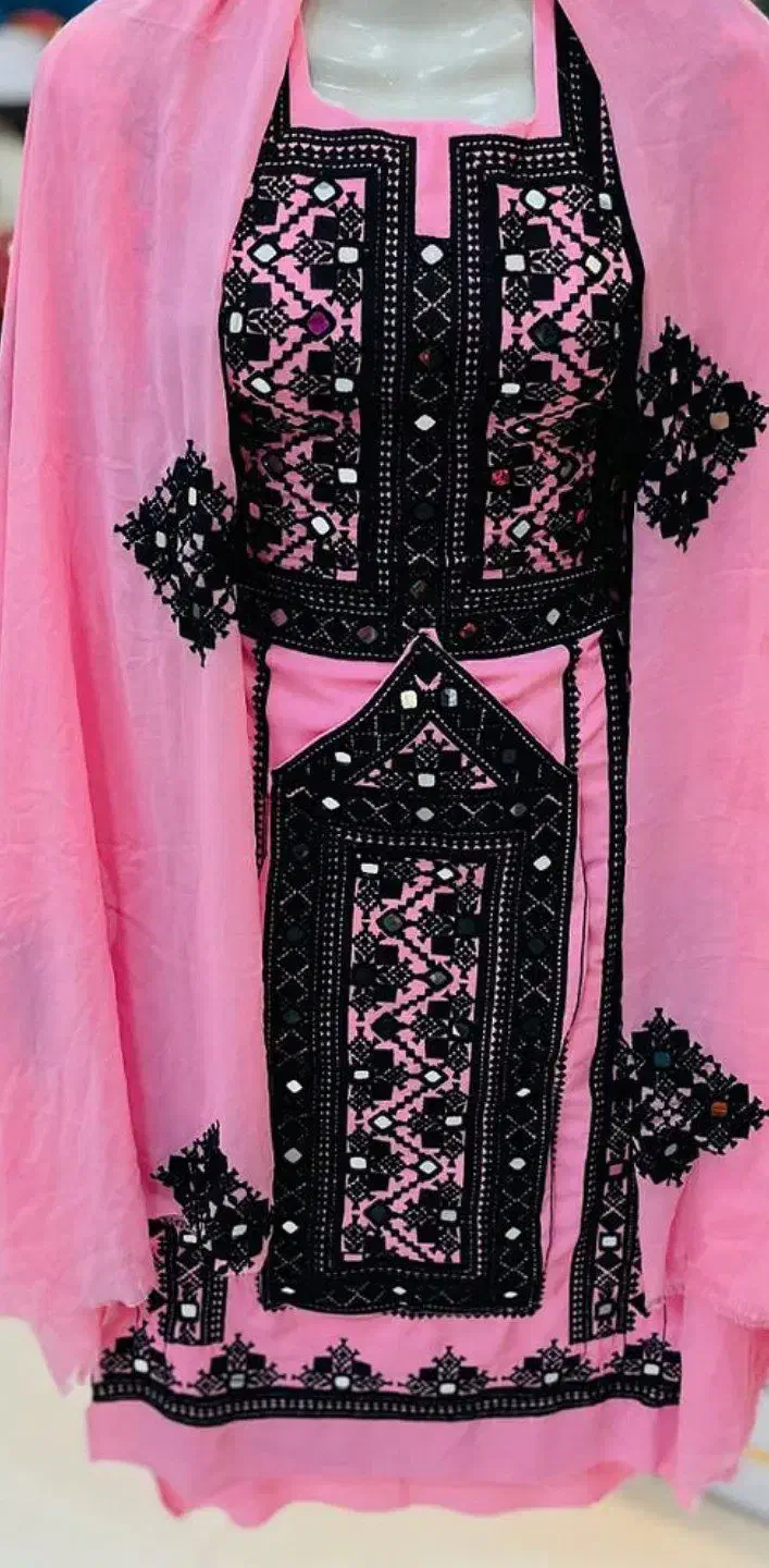 لباس بلوچی زنانه فروشی اگهی بخون|لباس|زاهدان, |دیوار