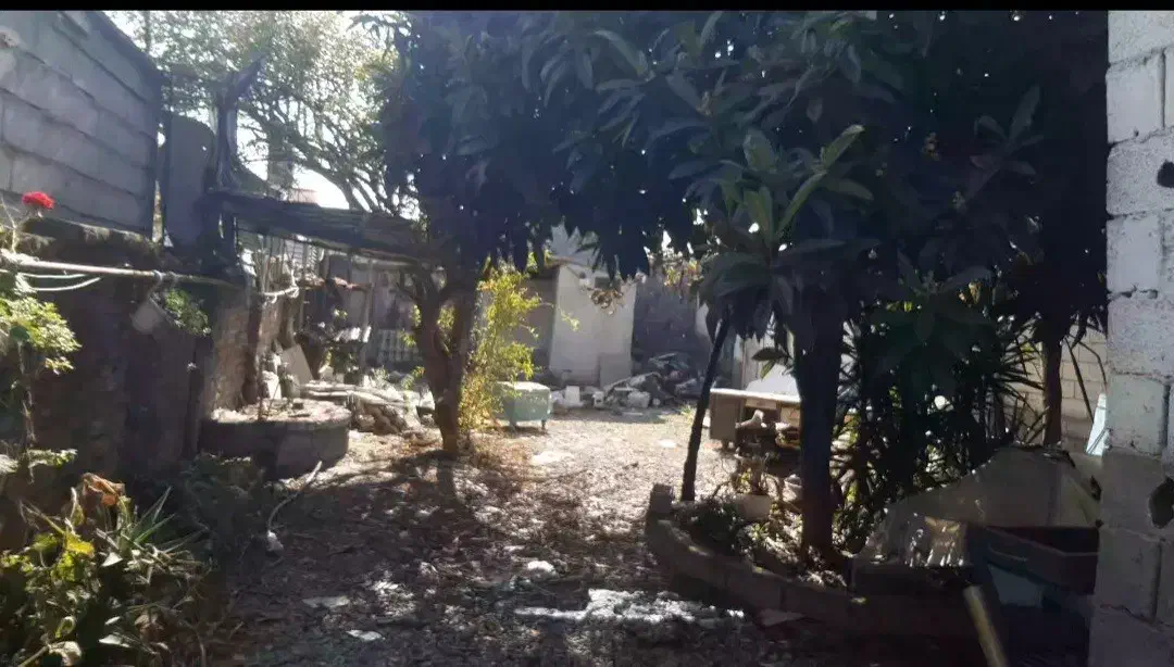 اجاره خانه قدیمی با چند دهنه انباری برای کسب وکار|اجارهٔ مغازه و غرفه|آمل, |دیوار