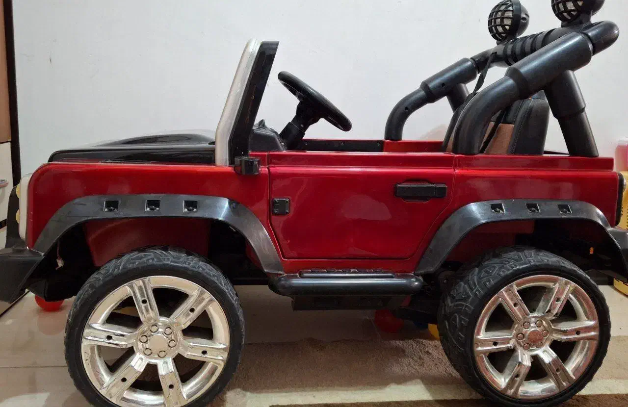 ماشین شارژی کودکانه.|اسباببازی|باغ بهادران, |دیوار