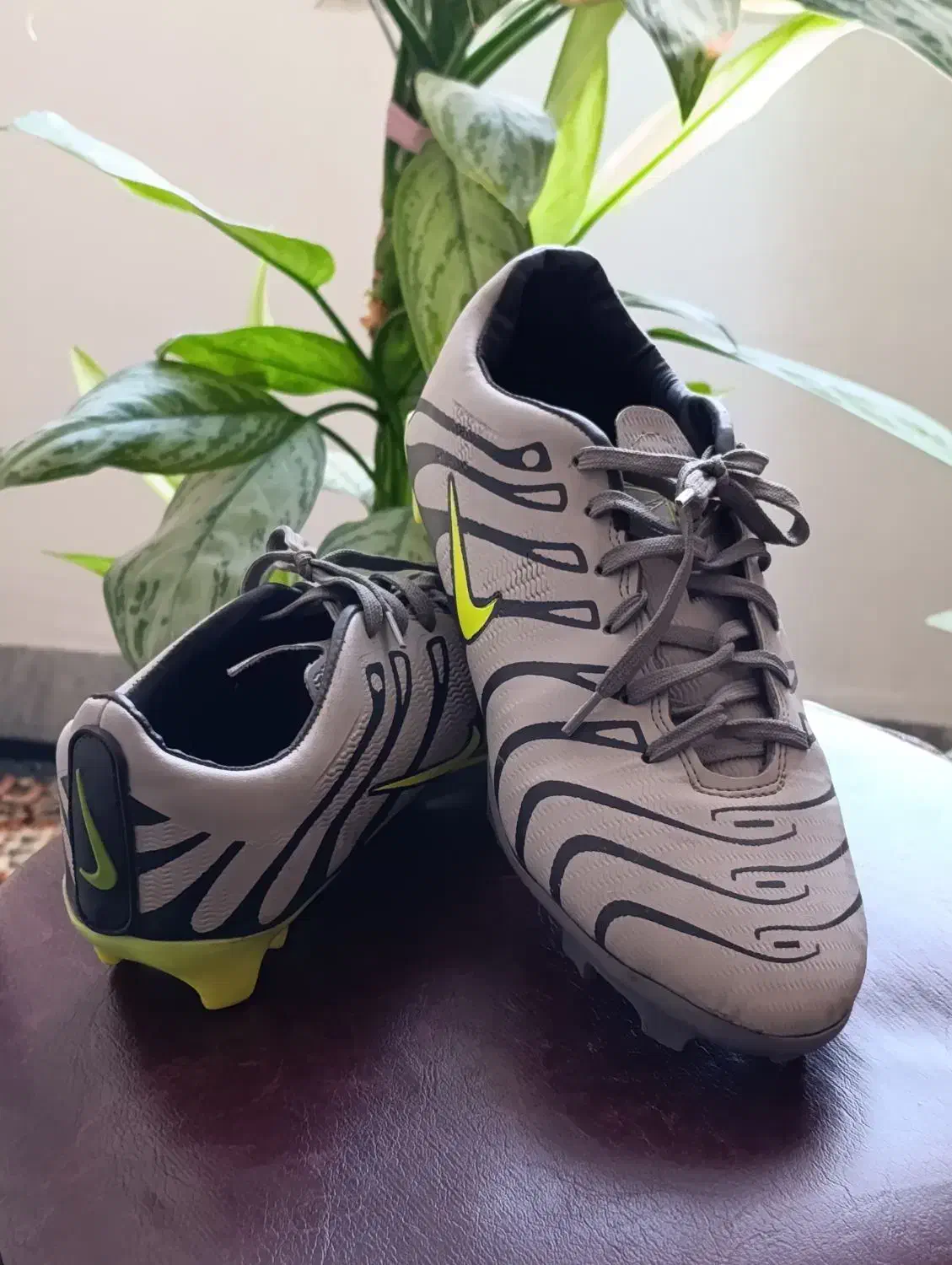 کفش چمن سایز 41|کیف، کفش، کمربند|ایوان, |دیوار