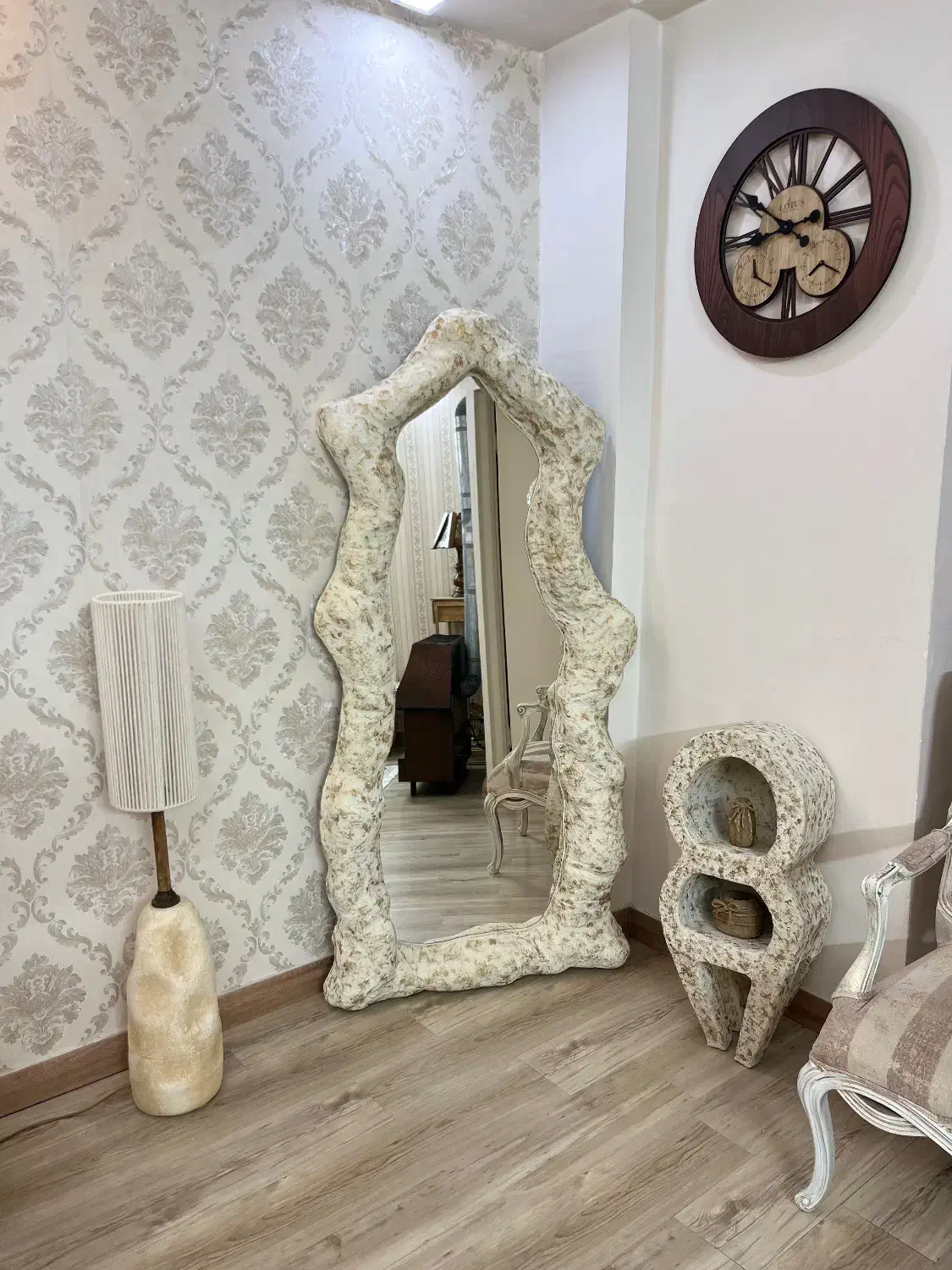 آینه قدی دفرمه مینیمال و شلف(پاپیه ماشه)|آینه|کرج, شهرک شهرداری|دیوار