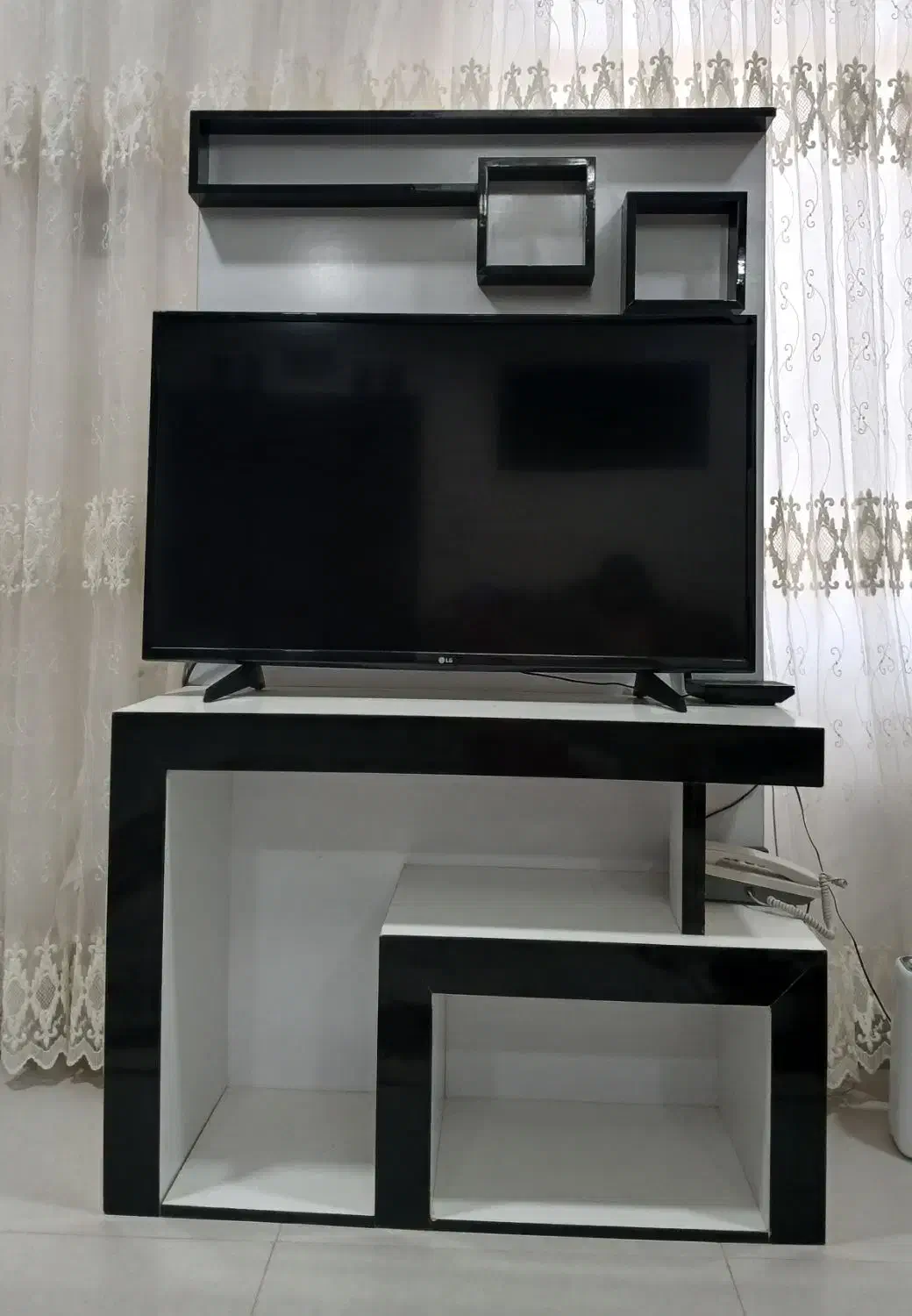 میز تلوزیون|میز تلویزیون|فردوس (خراسان), |دیوار