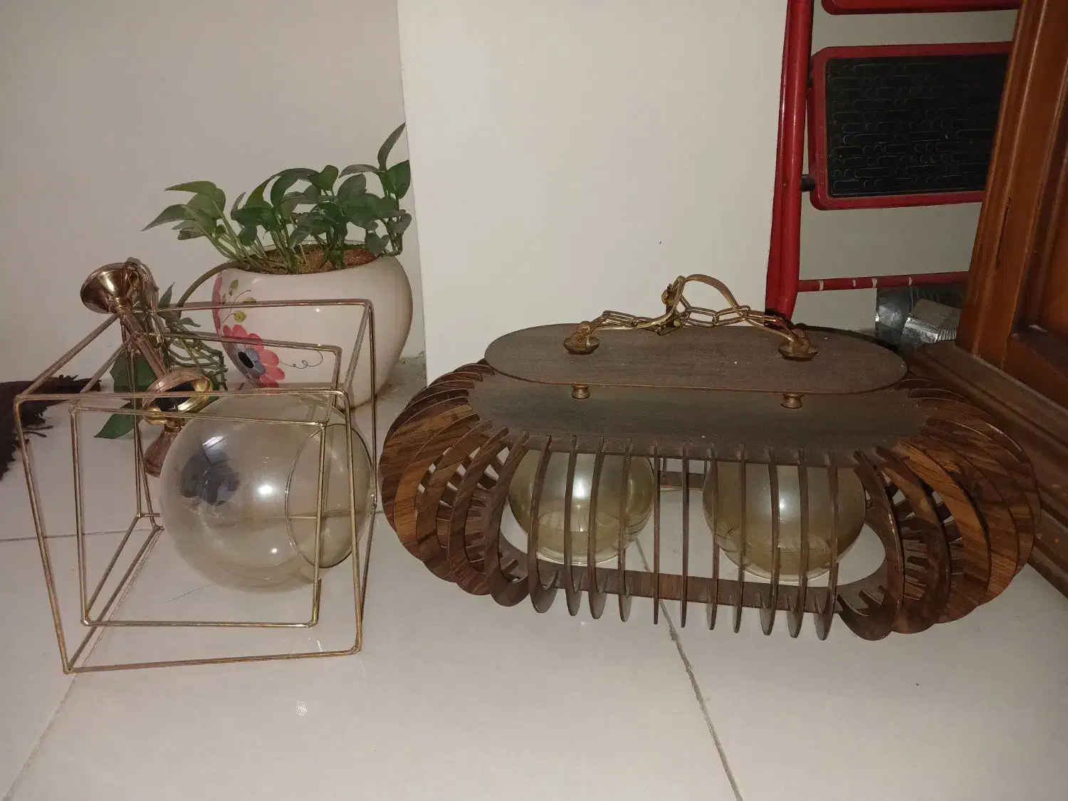 لوستر چوبی و فلزی|لوستر و چراغ آویز|قرچک, پویینک|دیوار
