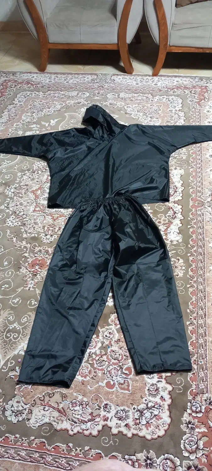 قوجان آکبند|لباس|بندر انزلی, سید آسیه|دیوار