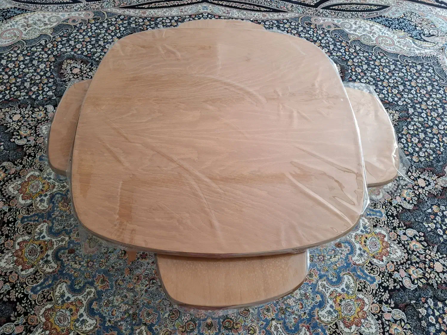 میز وچهارگل میز|مبلمان خانگی و میز عسلی|شیراز, شهرک فرهنگیان|دیوار