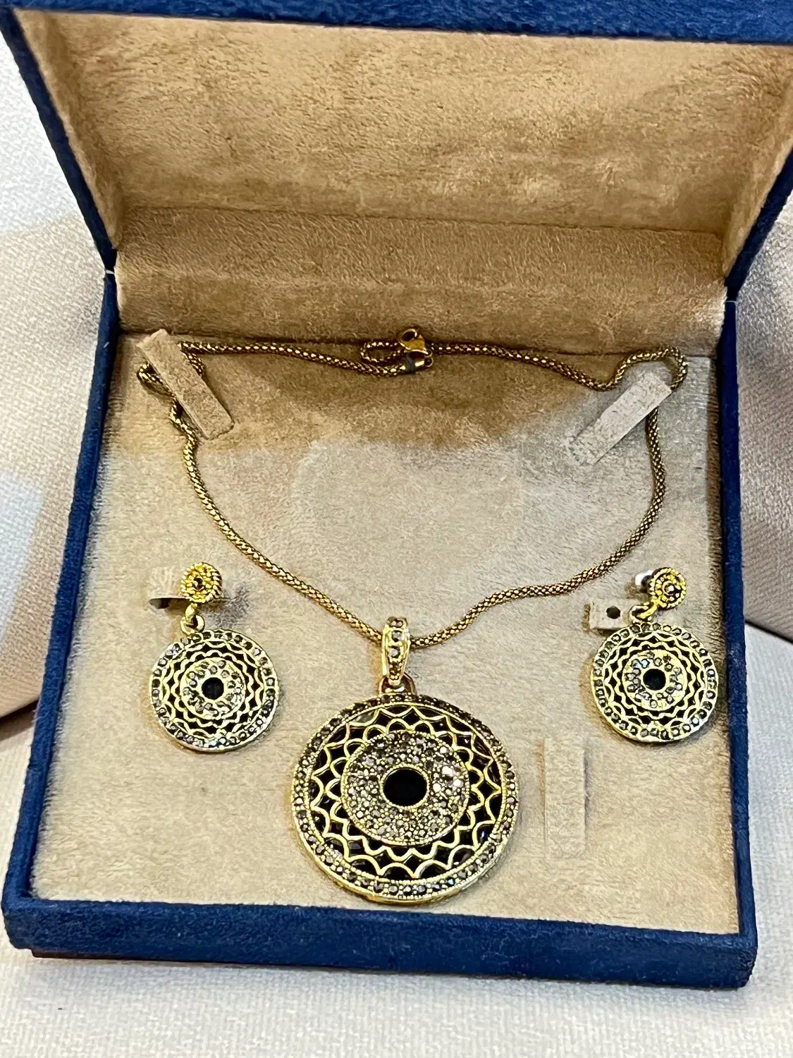 بدلیجات و اکسسوری|بدلیجات|شیراز, آزادگان|دیوار