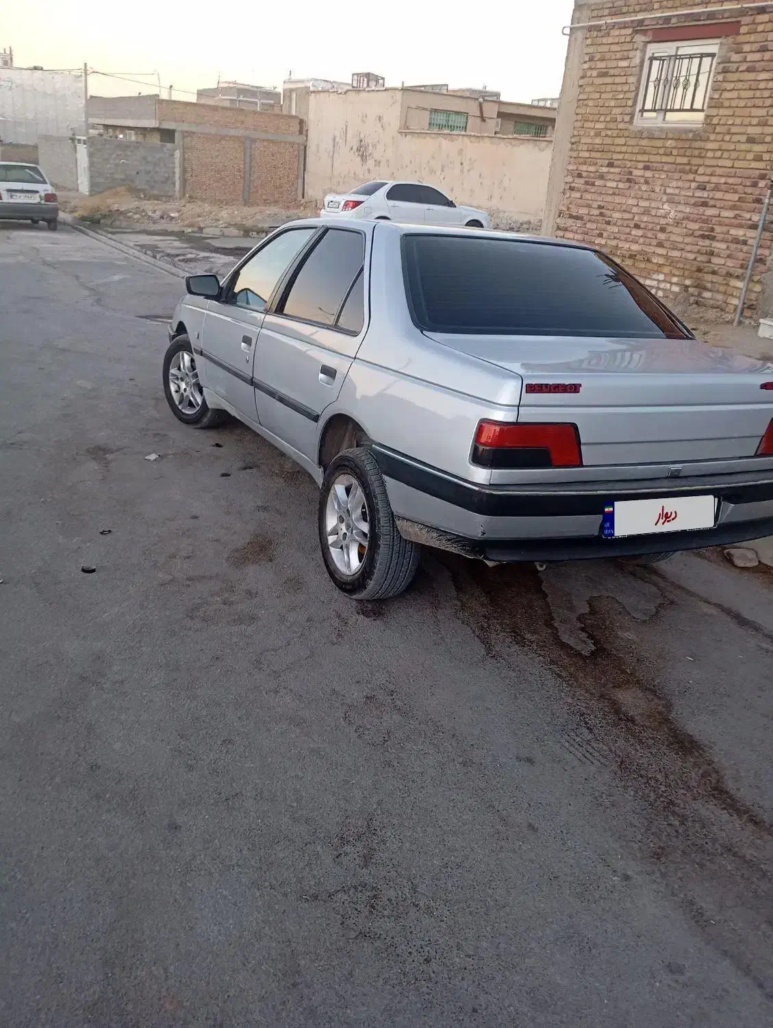 ۴۰۵ مدل ۹۰|خودرو سواری و وانت|قروه, |دیوار