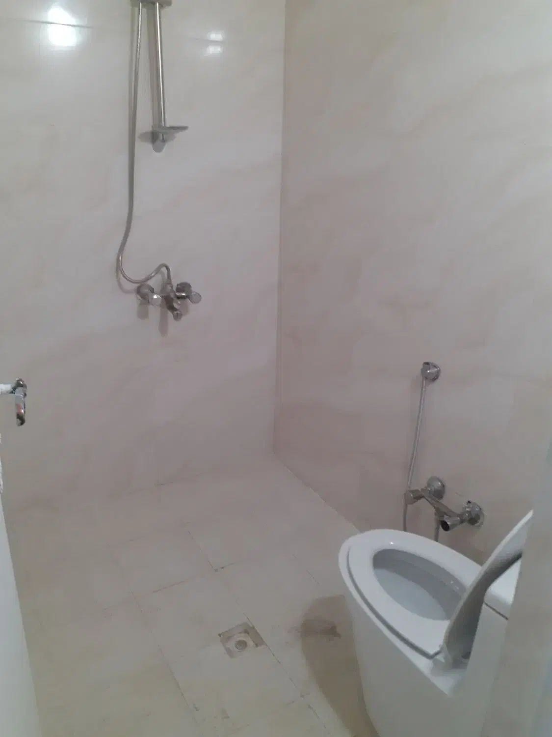 ۱۲۰ متر مرزداران خیابان ابوالفضل خ رباعی