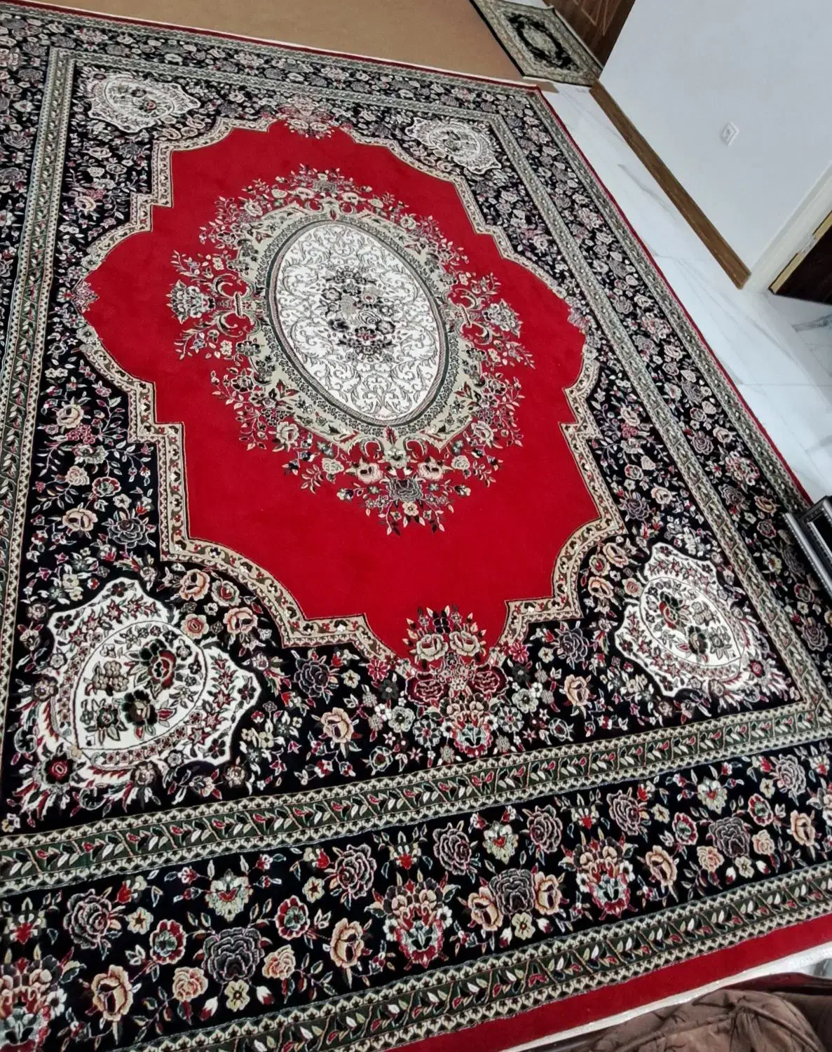 فروش فرش ۱۲ متری در حد نو|فرش|گلپایگان, |دیوار