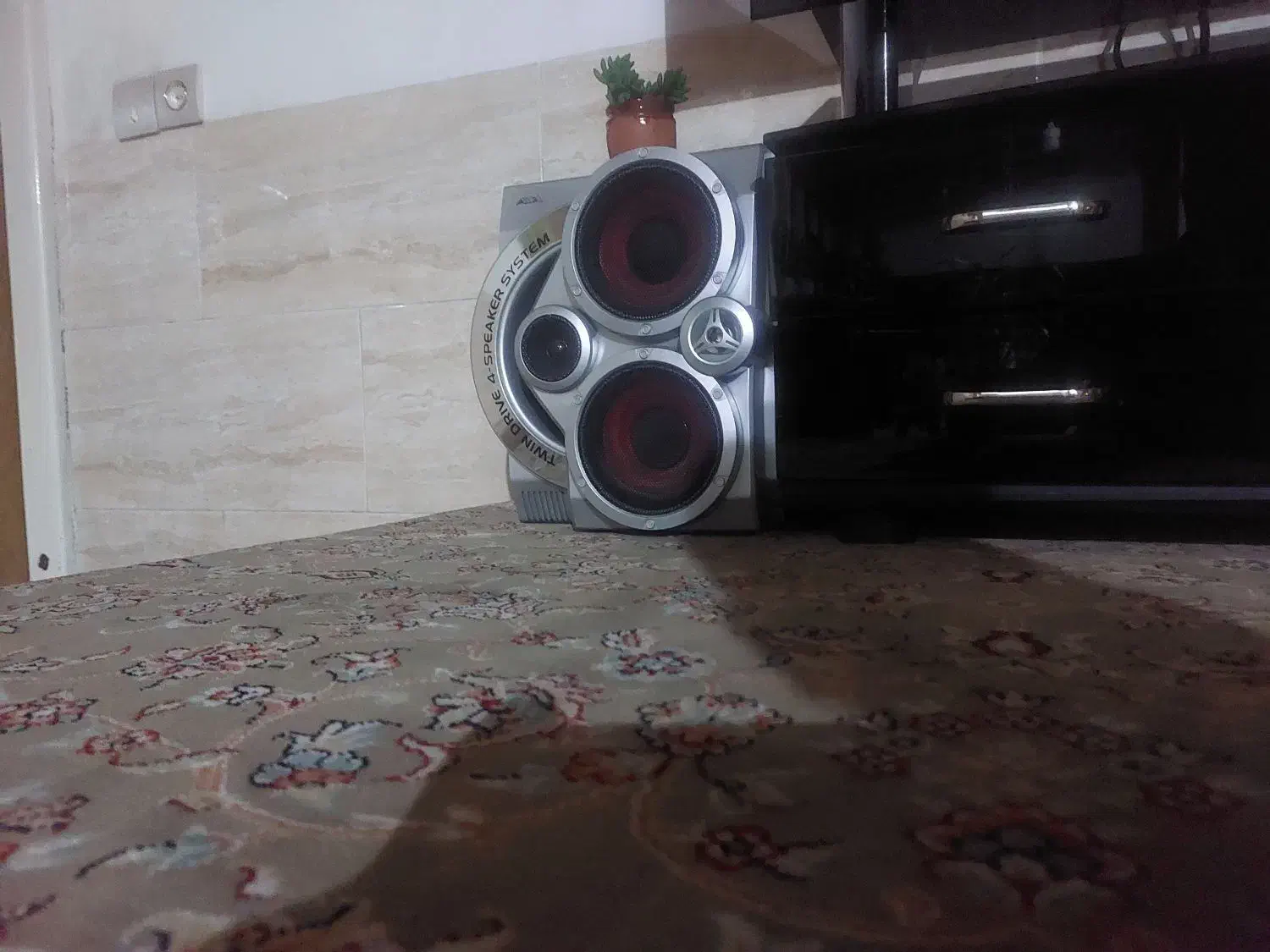 ظبط وسی دی خورآیوانوودستگاه سی دی مارک الجی نونوآک|سیستم صوتی خانگی|مشهد, رستگار|دیوار