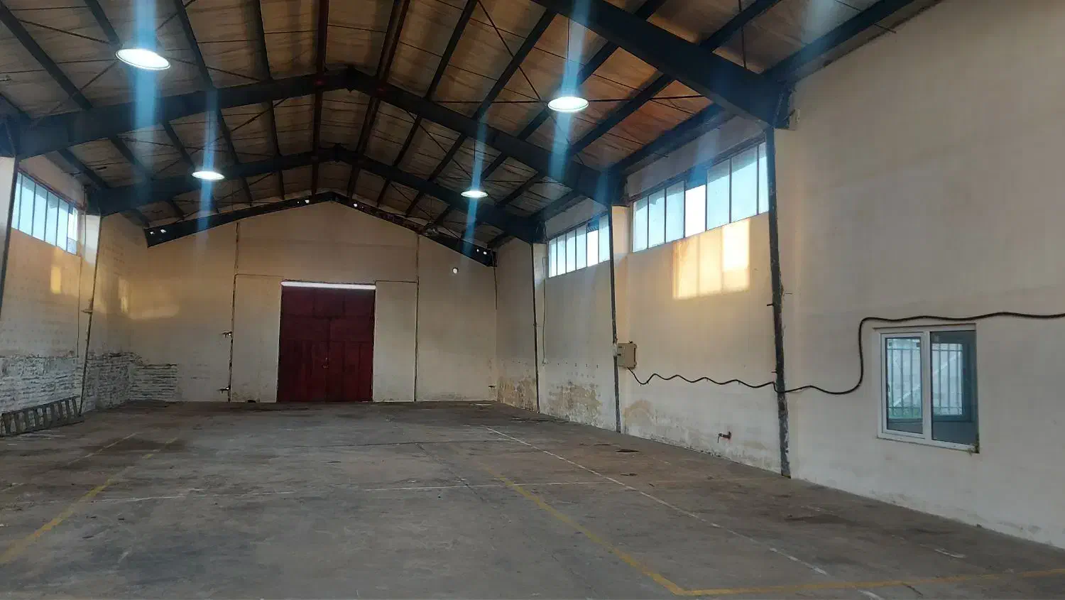 سوله شهرک صنعتی سپید رود رشت|اجارهٔ دفتر صنعتی، کشاورزی، تجاری|رشت, لاکان|دیوار