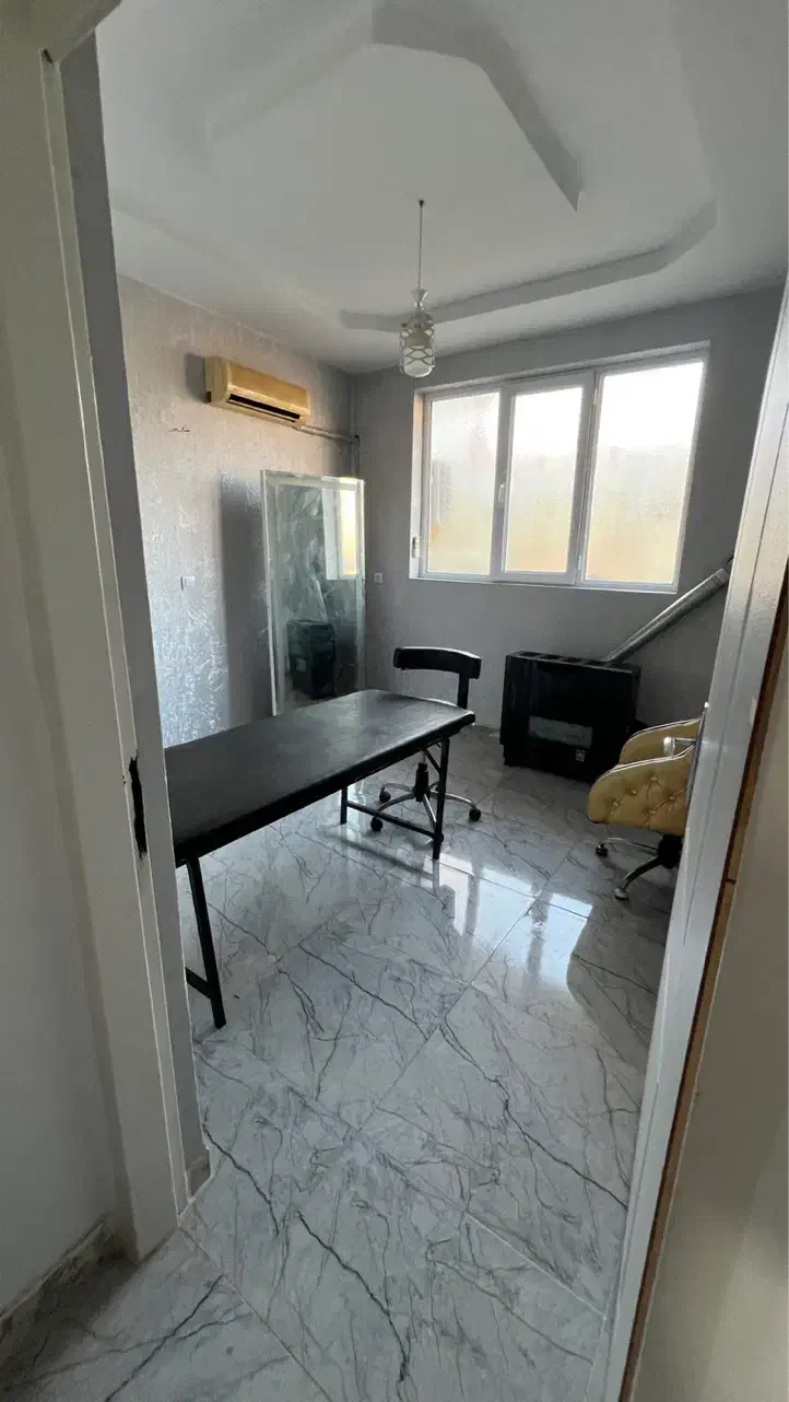 اجاره اتاق یا صندلی|آرایشگاه و سالنهای زیبایی|رشت, دیلمان|دیوار