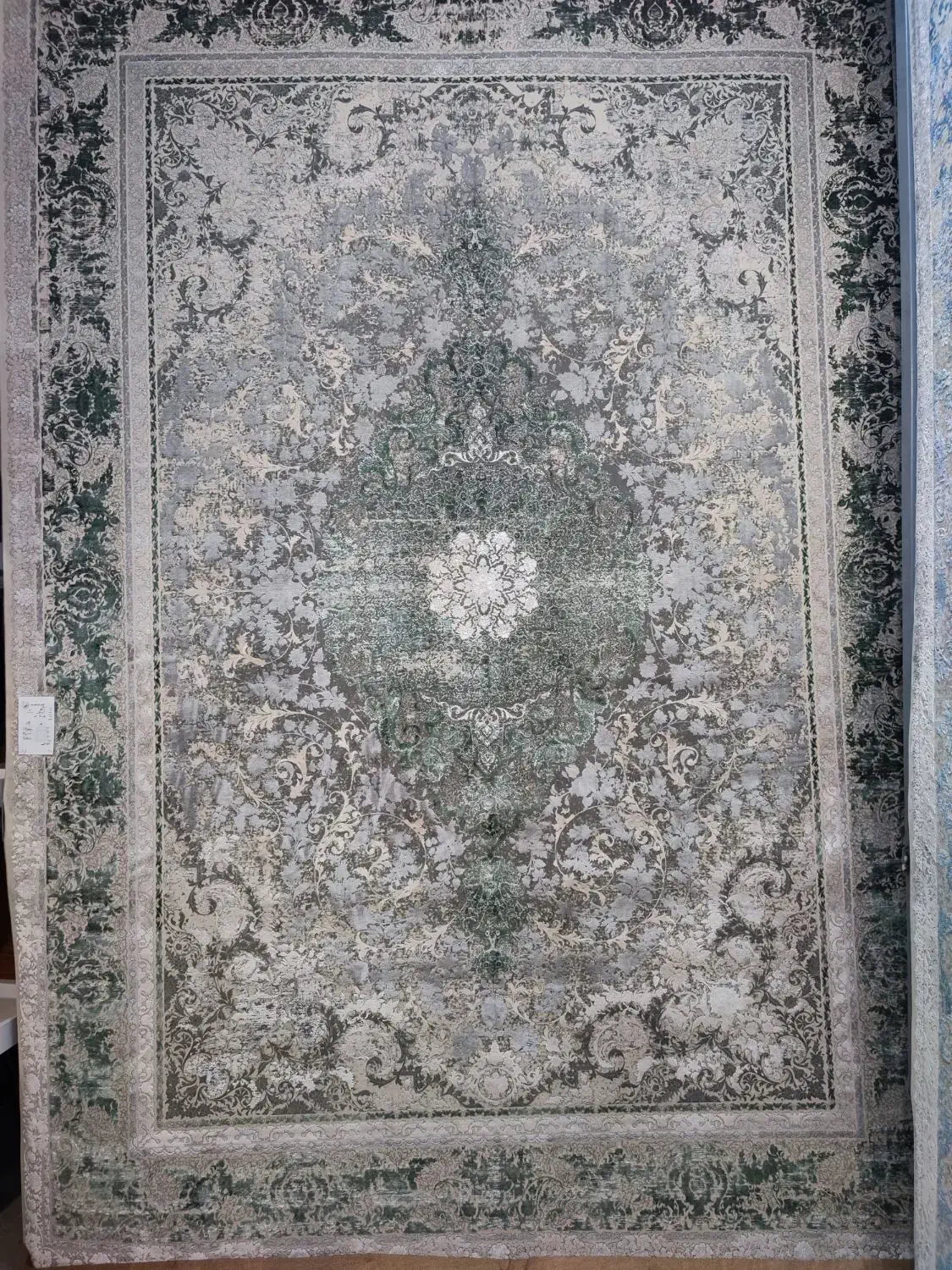 فروش ویژه مجوعه لوازم خانگی قوی سپید|فرش|مشهد, چهارچشمه|دیوار