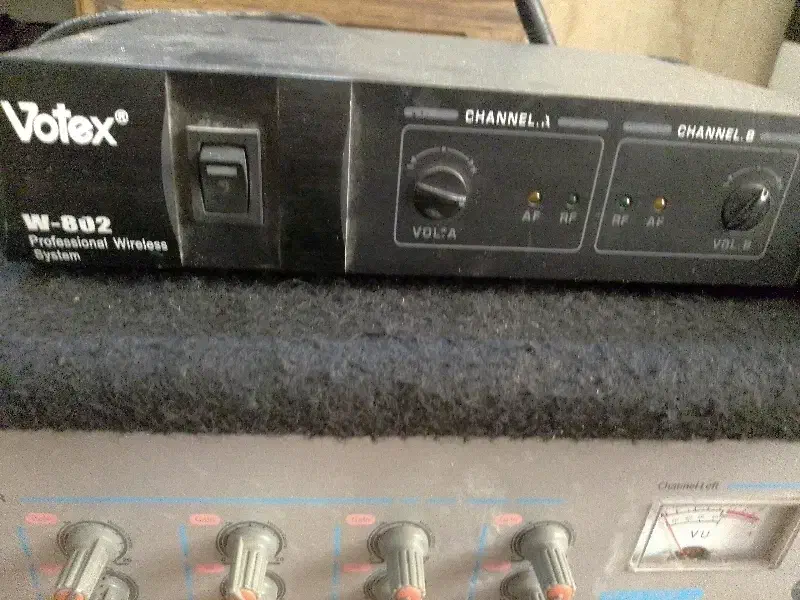 آمپلی دیاکو و میکروفن وتکس|صوتی و تصویری|آمل, |دیوار