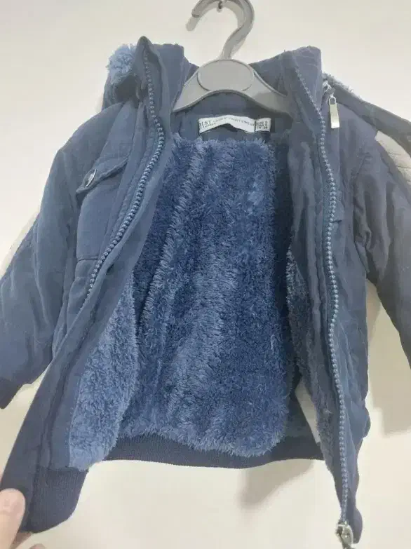 کاپشن پسرانه برای یک تا دو سال|کفش و لباس بچه|نسیم‌شهر, |دیوار