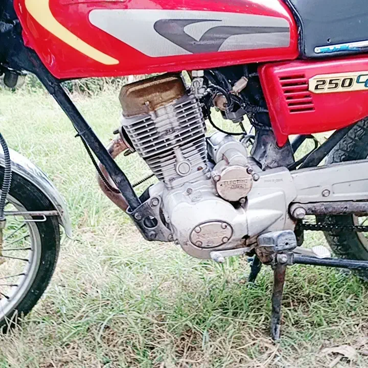 نیکتاز۲۵۰|موتورسیکلت|قائم‌شهر, |دیوار