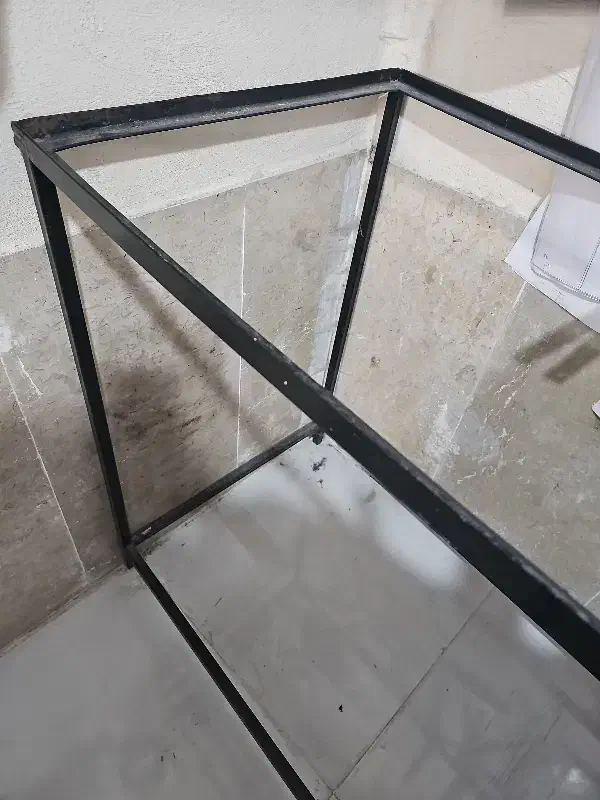 فروش میز اتو فلزی (آهنی)|مبلمان خانگی و میز عسلی|یاسوج, |دیوار