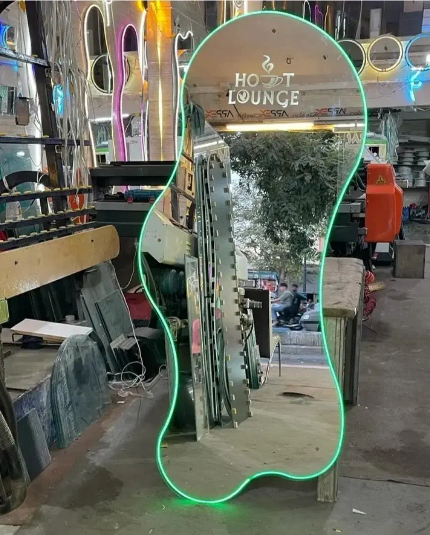 آینه قدی دفرمه بک لایت|آینه|تهران, بازار|دیوار