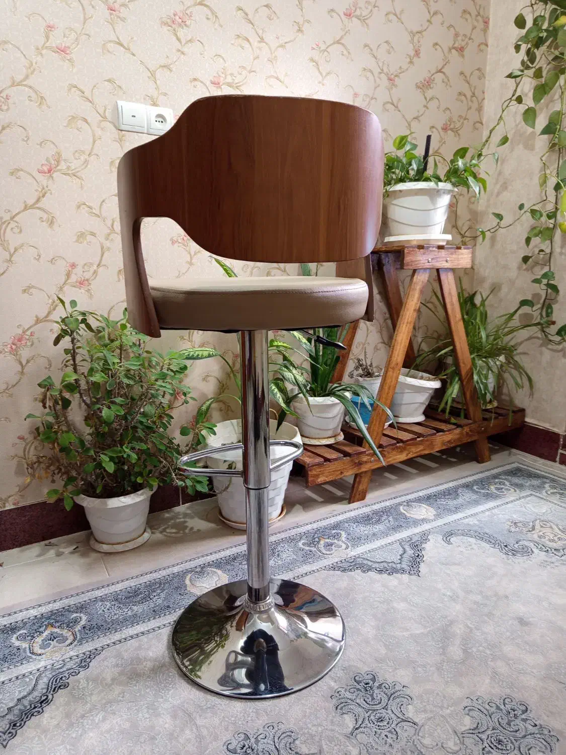 صندلی ناهار خوری|صندلی و نیمکت|بروجرد, |دیوار