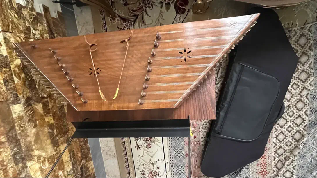 سنتور با متعلقات|سازهای سنتی|آمل, |دیوار