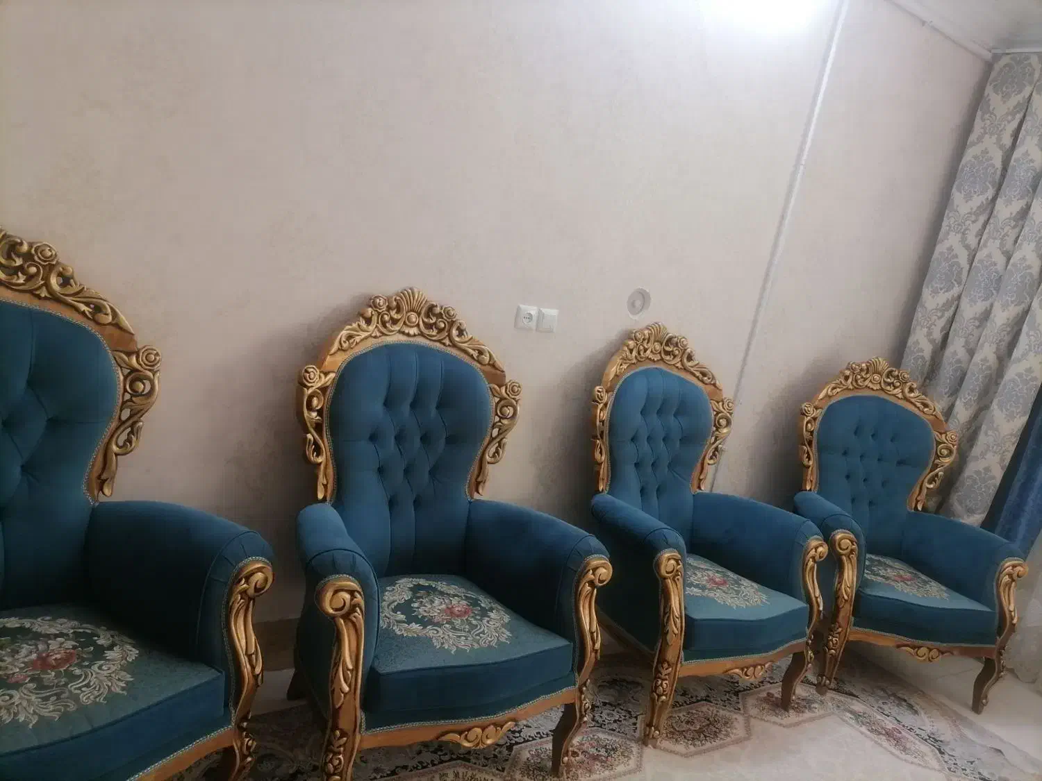 مبل سلطنتی|مبلمان خانگی و میز عسلی|تربتحیدریه, ترمینال|دیوار