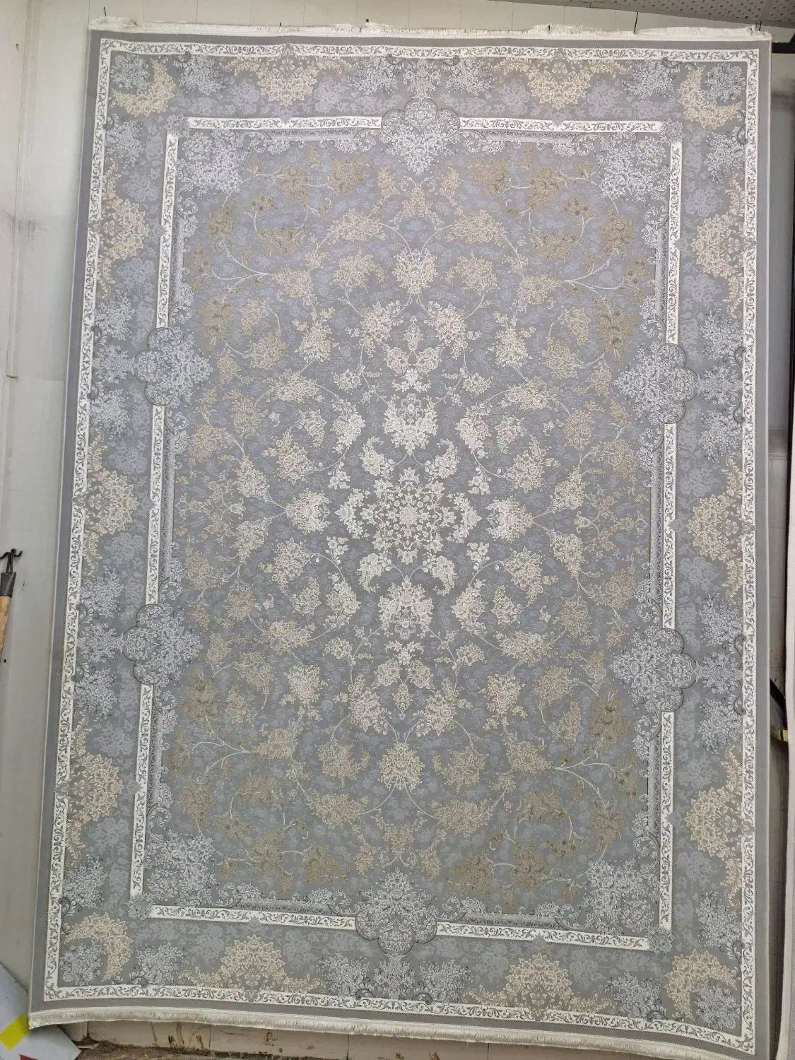 ۲/۵*۳/۵ هزار وپانصد شانه تراکم ۴۵۰۰ اصل|فرش|سقز, |دیوار