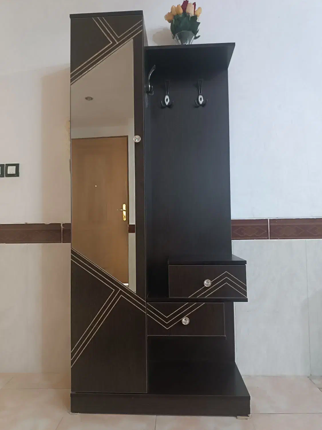 جاکفشی شیک وجادار|جاکفشی، کمد، دراور|ملایر, |دیوار