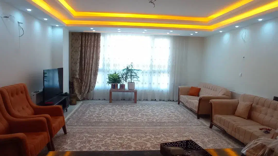 فروش خانه ویلایی یک طبق در حد صفر|فروش خانه و ویلا|شیراز, باهنر|دیوار