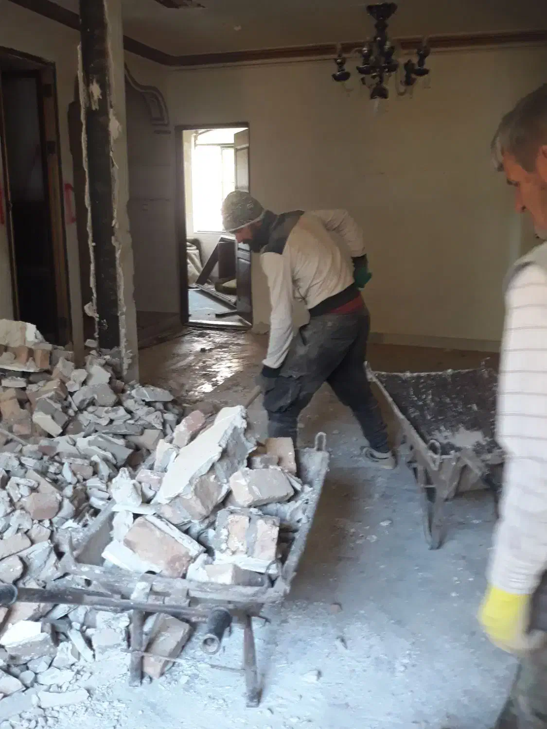 تخریب خانه کلی جزعی کنده کاری درهمه جای استان|خدمات پیشه و مهارت|اردبیل, |دیوار