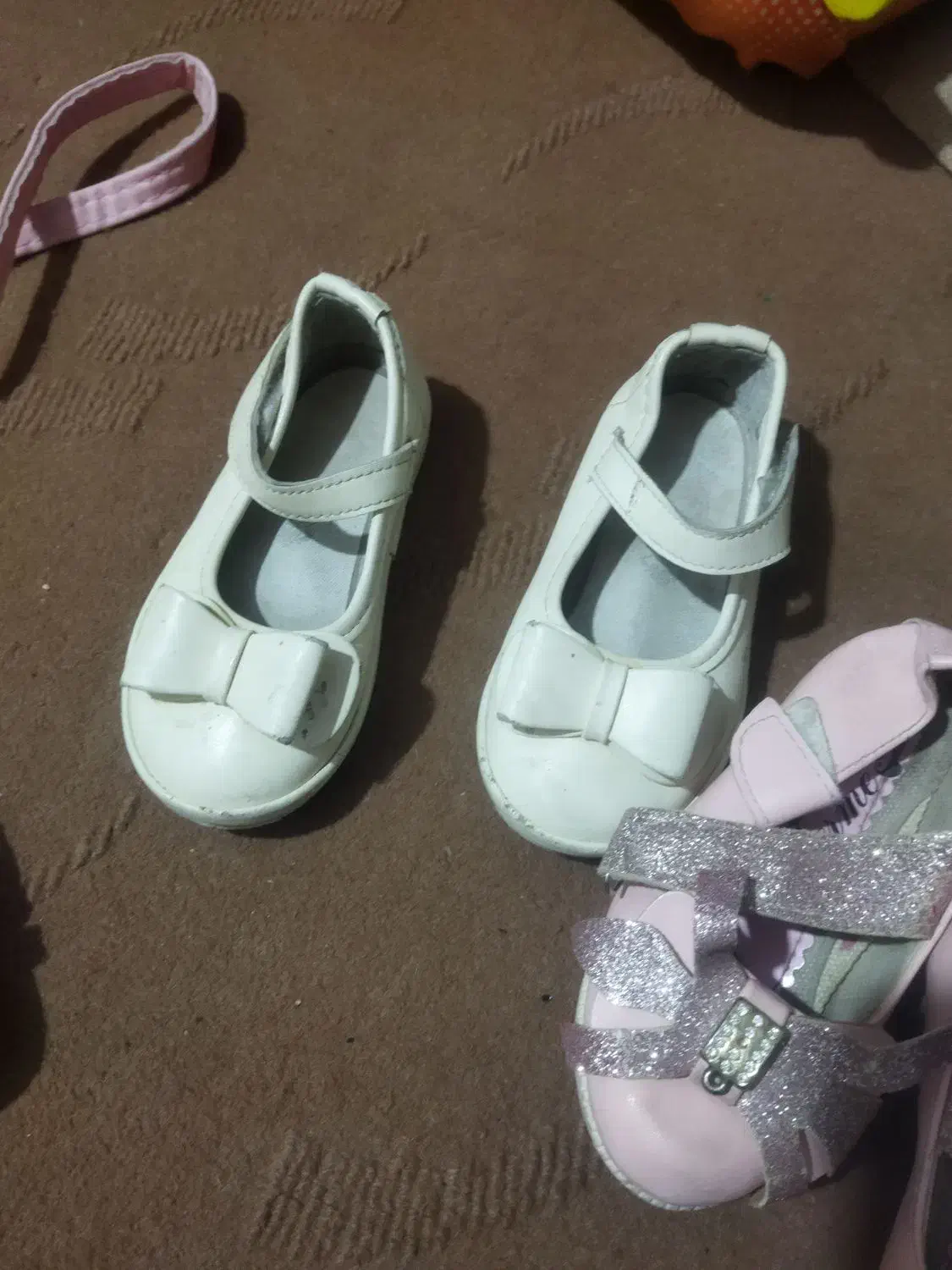 کفش|کفش و لباس بچه|زابل, |دیوار