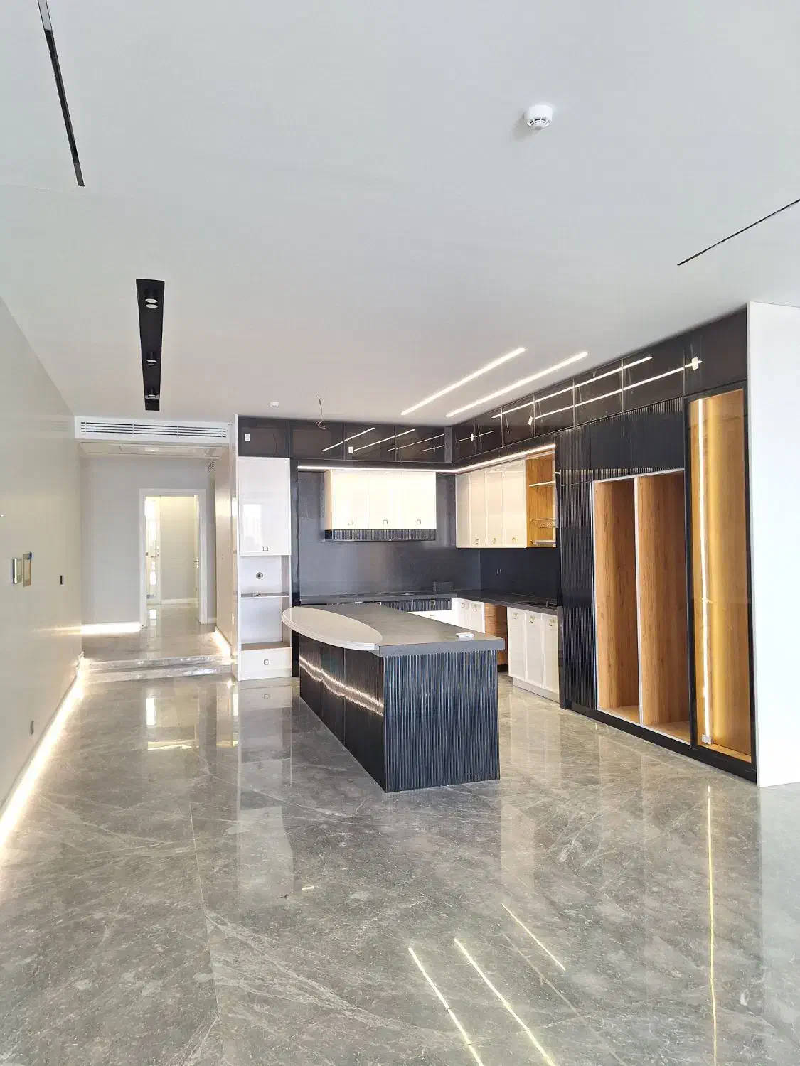 ۲۷۲متر ۴ خواب نوساز تکواحدی سوپر لاکچری ((عظیمیه))|فروش آپارتمان|کرج, عظیمیه|دیوار