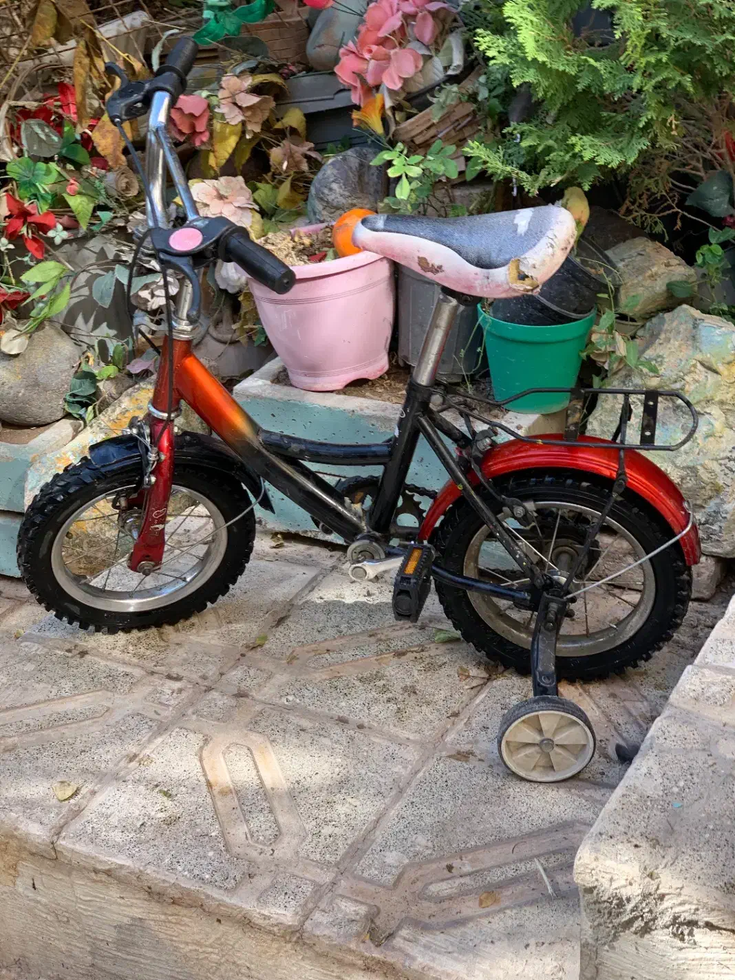 دوچرخه سایز ۱۲ لاستیک نو با کمکی|دوچرخه، اسکیت، اسکوتر|تهران, حکیمیه|دیوار