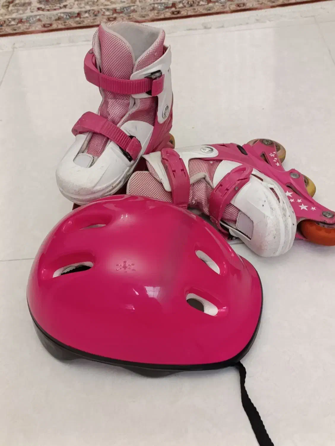 دو جفت اسکیت..کودک و نوجوان،کارکرده،صورتی ۵۵۰|دوچرخه، اسکیت، اسکوتر|گرمسار, |دیوار