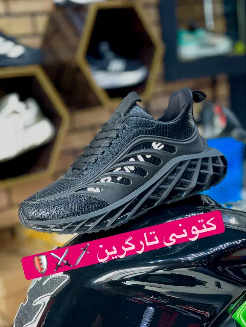 کتونی و کفش با کیفیت عالی کف قیمت|کیف، کفش، کمربند|آمل, |دیوار