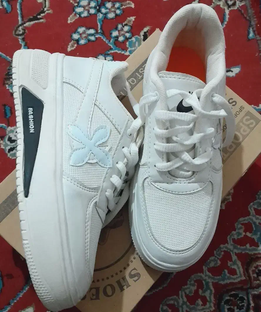 کفش سفید۳۷|کیف، کفش، کمربند|رامشیر, |دیوار