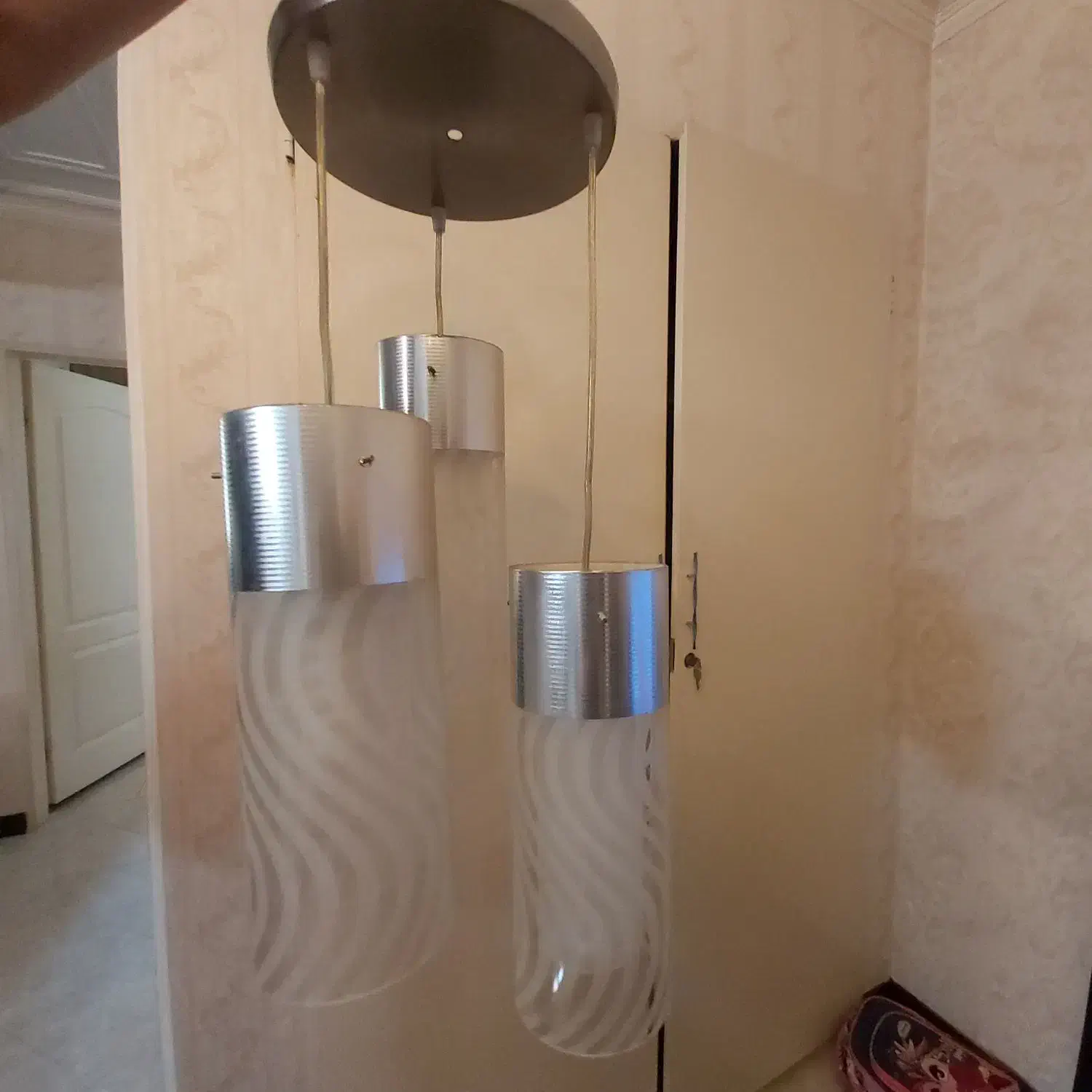 لوستر،لوستر سه شاخه|لوستر و چراغ آویز|ری, فیروزآبادی|دیوار