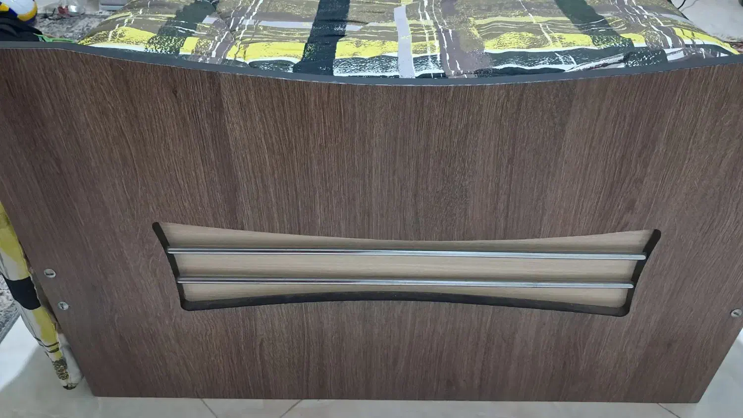 تخت و تشک نوجوان|تشک تختخواب|مبارکه, |دیوار